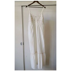 Elegant White Embroidered Maxi Dress